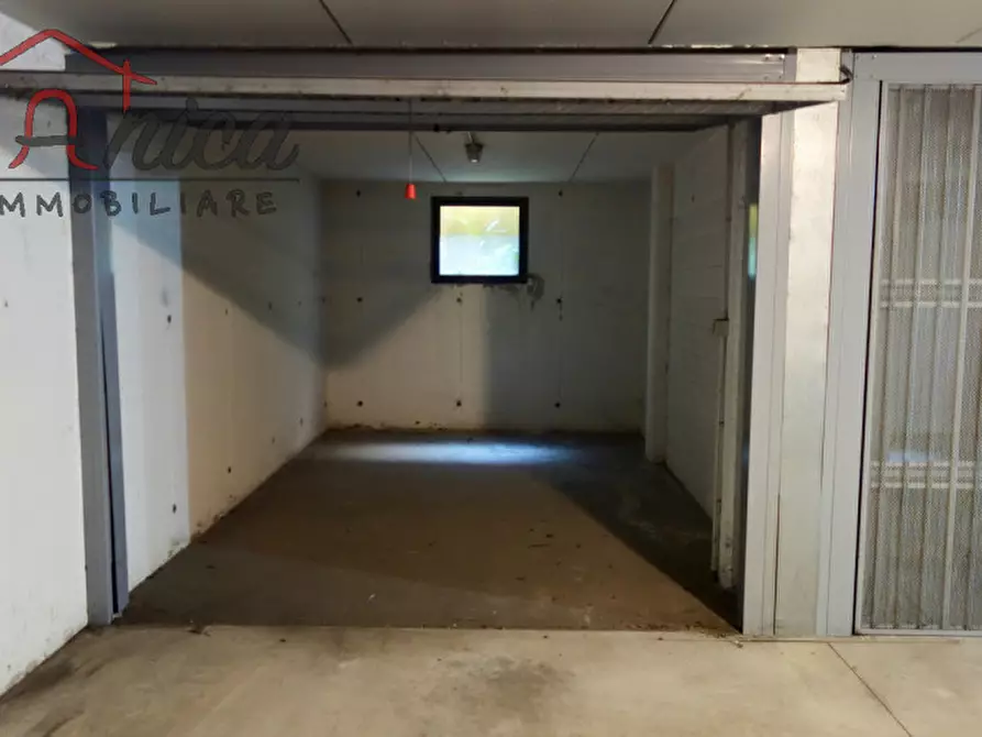 Immagine 12 di Garage in vendita  in Via tullio odorizzi a Trento