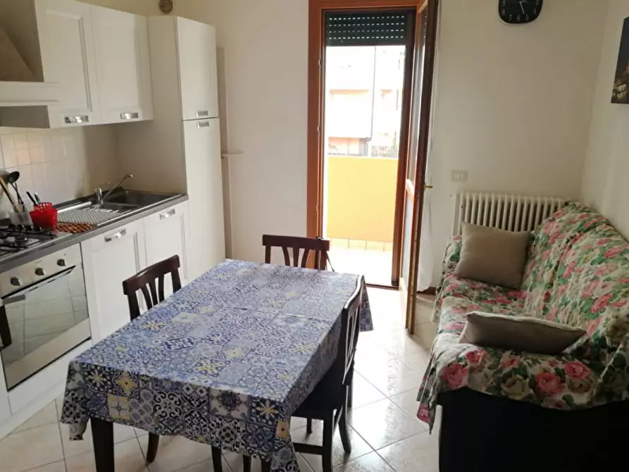 Immagine 1 di Appartamento in vendita  a Rovigo