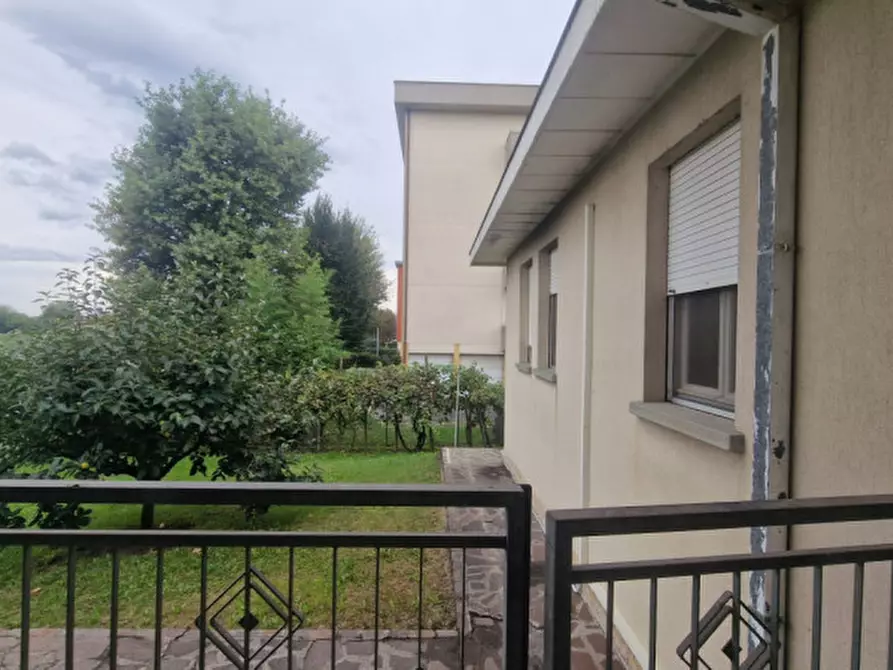 Immagine 21 di Casa indipendente in vendita  a Novi Di Modena