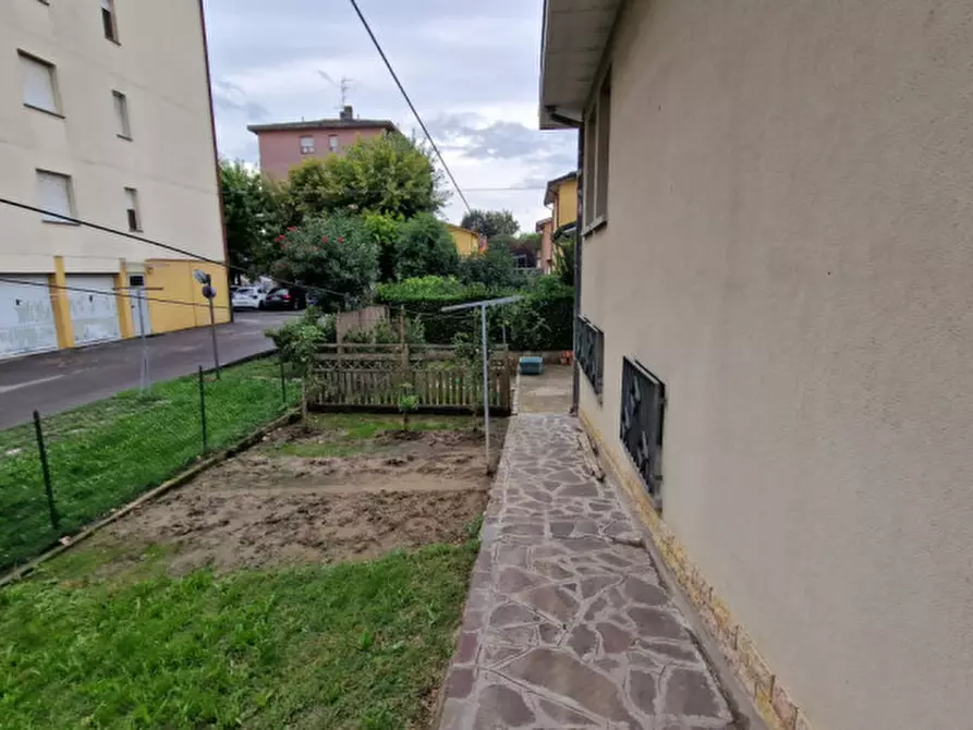 Immagine 23 di Casa indipendente in vendita  a Novi Di Modena