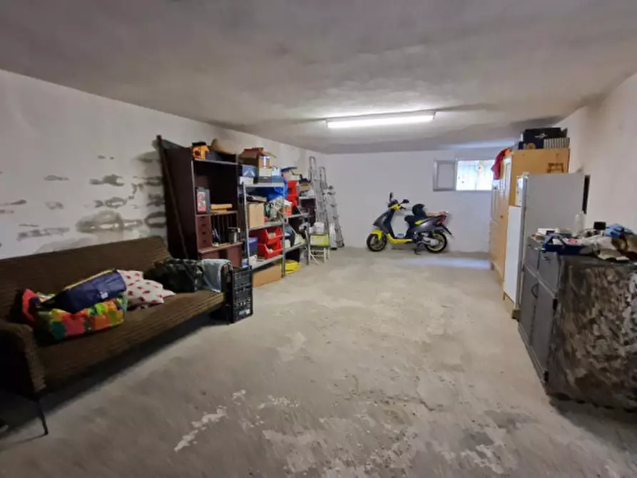 Immagine 32 di Casa indipendente in vendita  a Novi Di Modena