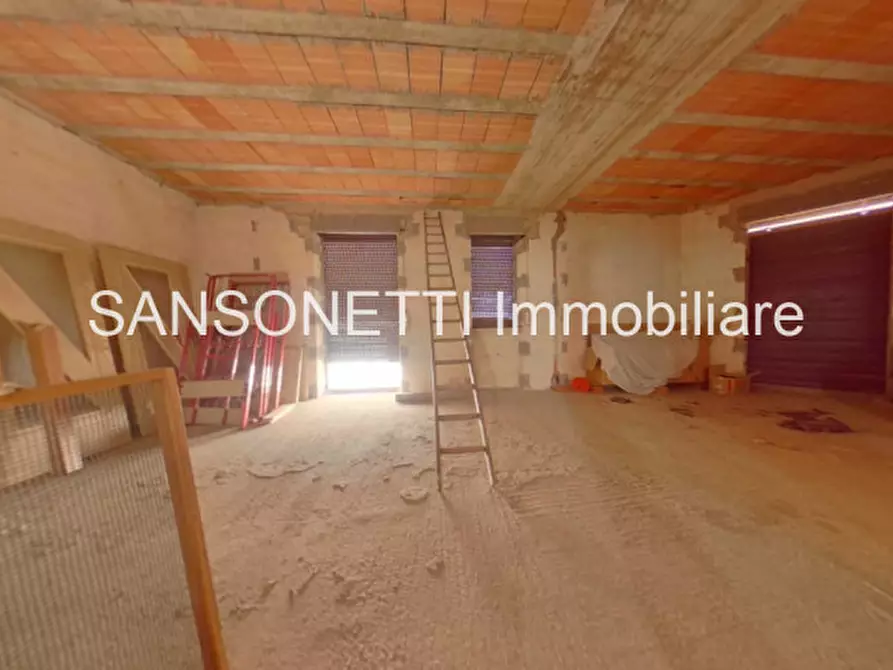 Immagine 14 di Appartamento in vendita  a Fasano