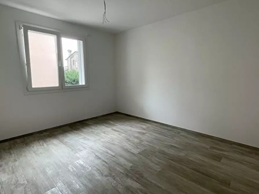 Immagine 3 di Appartamento in vendita  in Via Cadorna a Chioggia