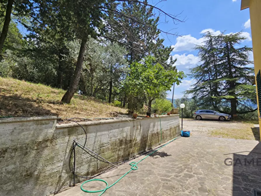 Immagine 28 di Villa in vendita  a Calenzano