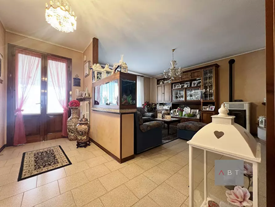 Immagine 2 di Casa indipendente in vendita  a Piombino Dese