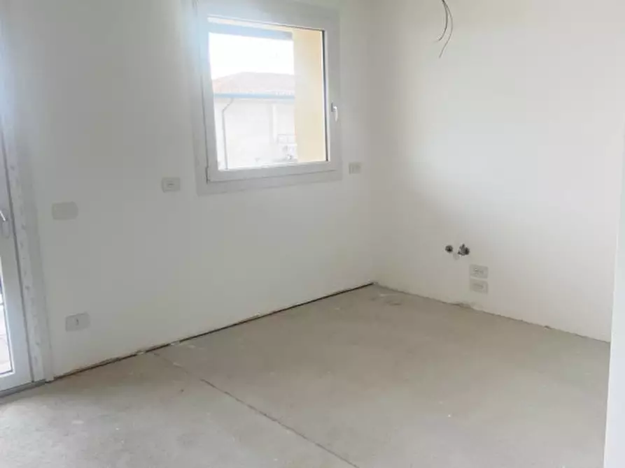 Immagine 5 di Appartamento in vendita  in via San Pio X 34/a a Castelfranco Veneto
