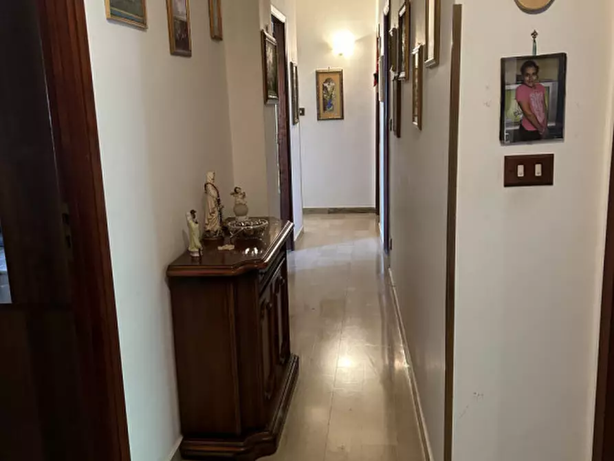 Immagine 11 di Appartamento in vendita  in via san martino a Monreale