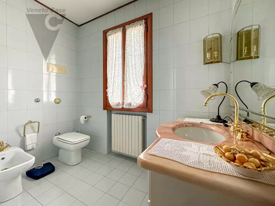 Immagine 24 di Casa bifamiliare in vendita  a Stra