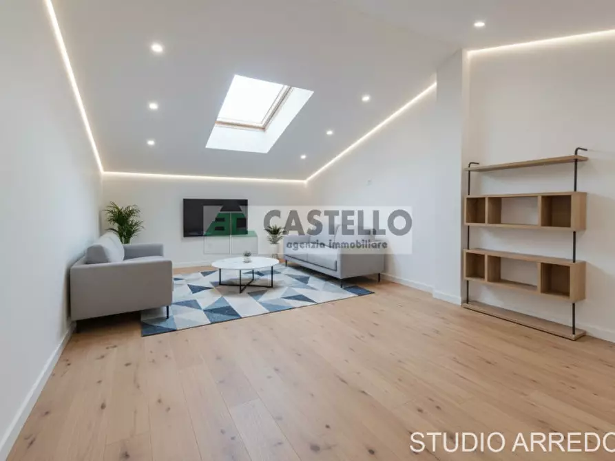 Immagine 3 di Casa bifamiliare in vendita  in roma a San Giorgio Delle Pertiche