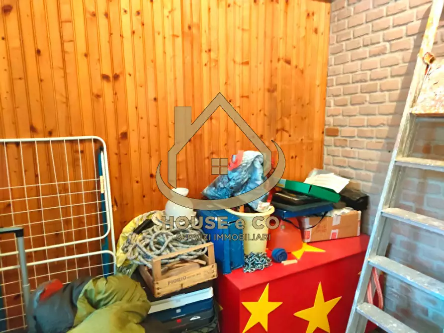 Immagine 28 di Appartamento in vendita  in via Dei mille a Cilavegna