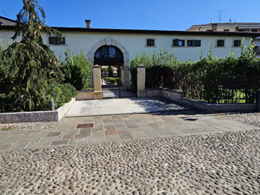 Immagine 5 di Villetta a schiera in vendita  a Negrar di Valpolicella