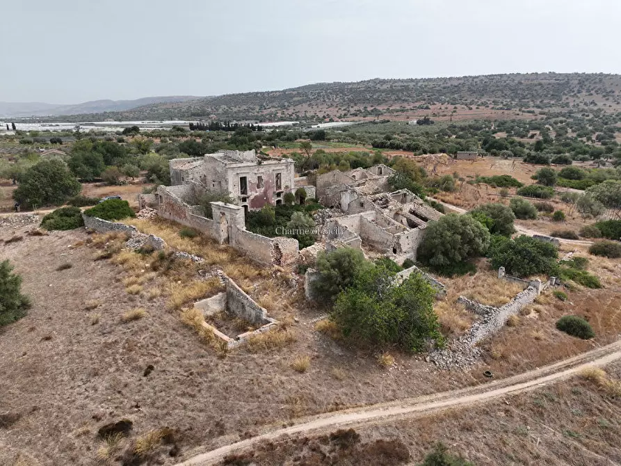 Immagine 6 di Rustico / casale in vendita  in Contrada Torre Vecchia a Vittoria