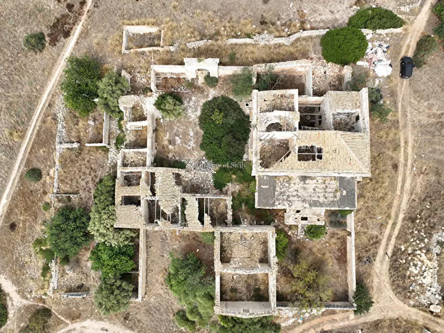 Immagine 9 di Rustico / casale in vendita  in Contrada Torre Vecchia a Vittoria