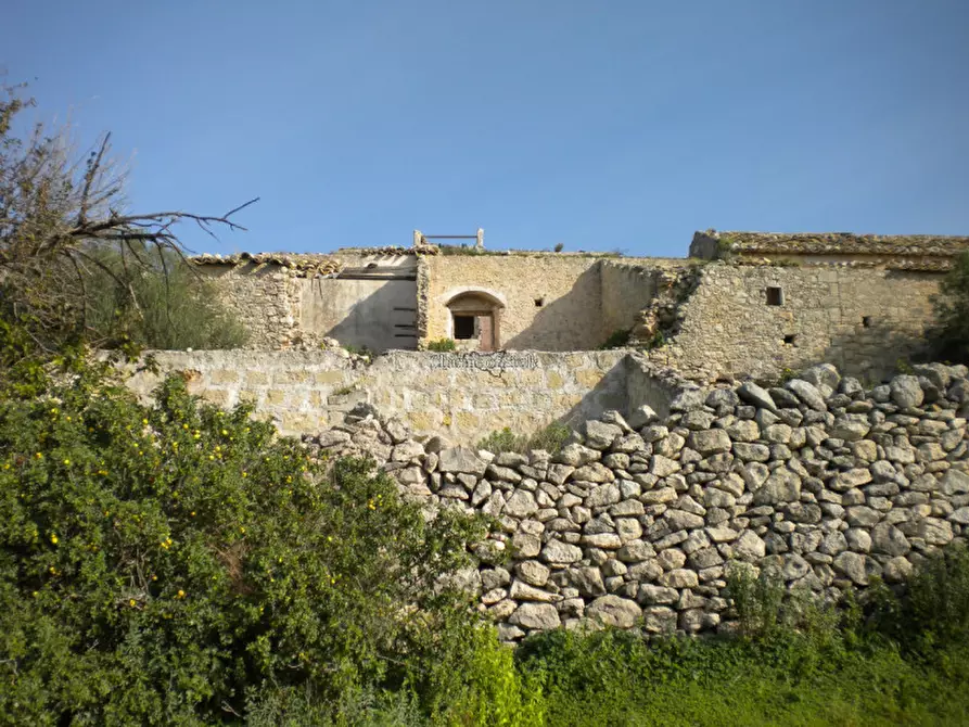 Immagine 13 di Rustico / casale in vendita  in Contrada Torre Vecchia a Vittoria
