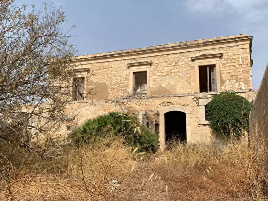 Immagine 18 di Rustico / casale in vendita  in Contrada Torre Vecchia a Vittoria