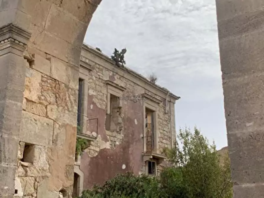 Immagine 43 di Rustico / casale in vendita  in Contrada Torre Vecchia a Vittoria