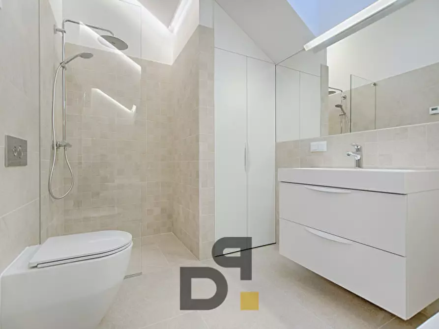 Immagine 13 di Appartamento in vendita  in via valtenesi a Manerba Del Garda