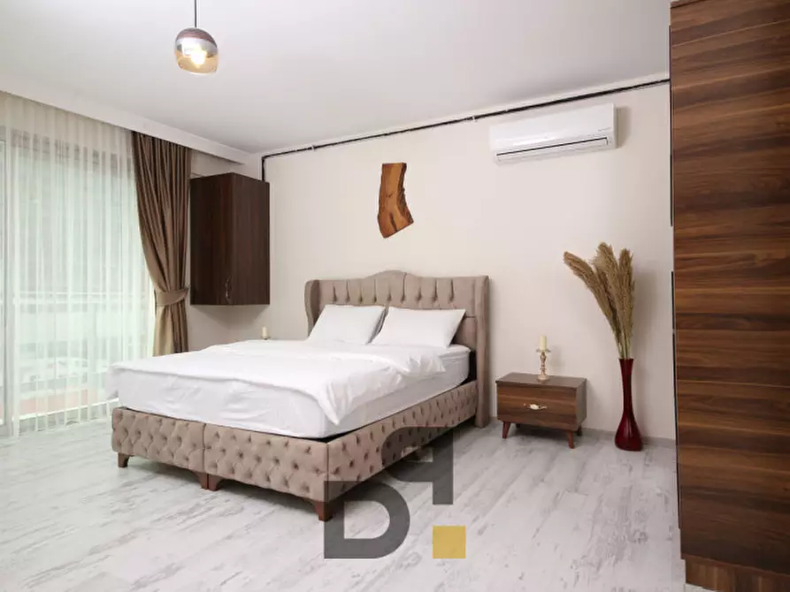 Immagine 14 di Appartamento in vendita  in via valtenesi a Manerba Del Garda