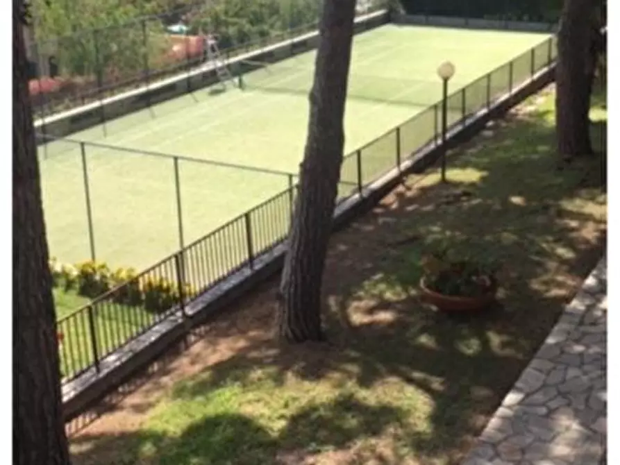 Immagine 1 di Appartamento in affitto  in viale dei pepi a Ospedaletti