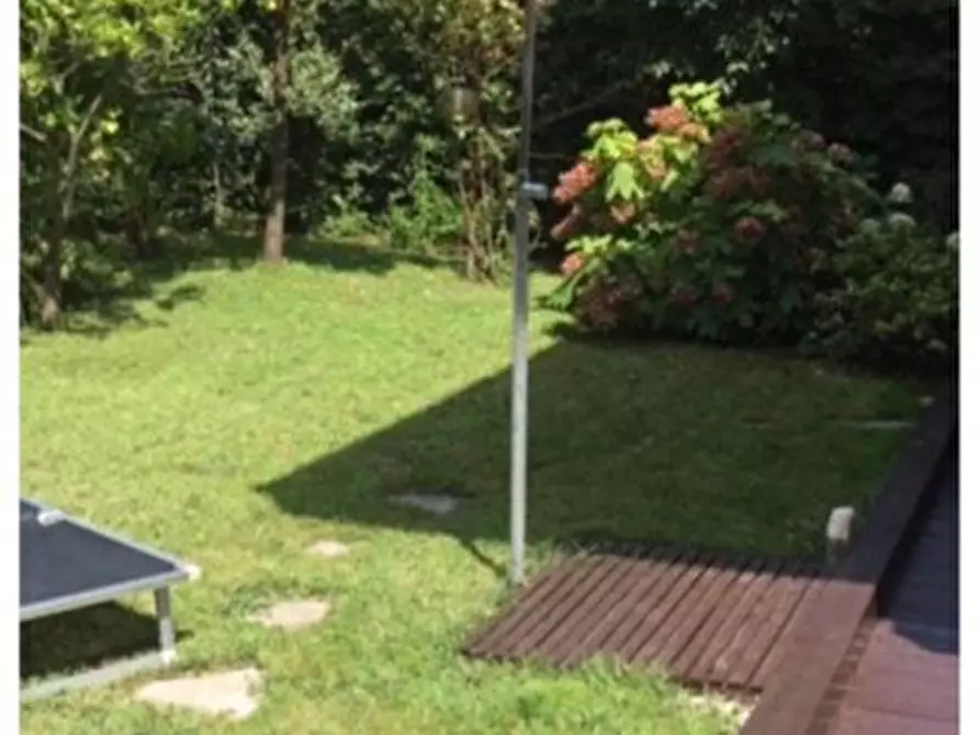 Immagine 6 di Appartamento in affitto  in viale dei pepi a Ospedaletti