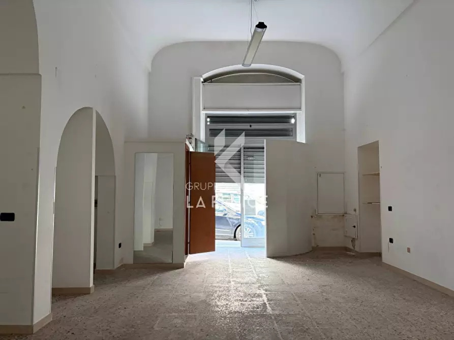 Immagine 4 di Attività commerciale in vendita  in Corso dei mille 34 a Martina Franca