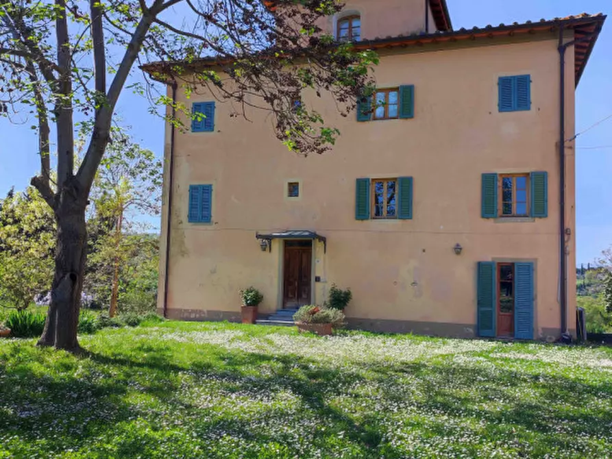 Immagine 1 di Villa in vendita  in via di caposelvi a Montevarchi