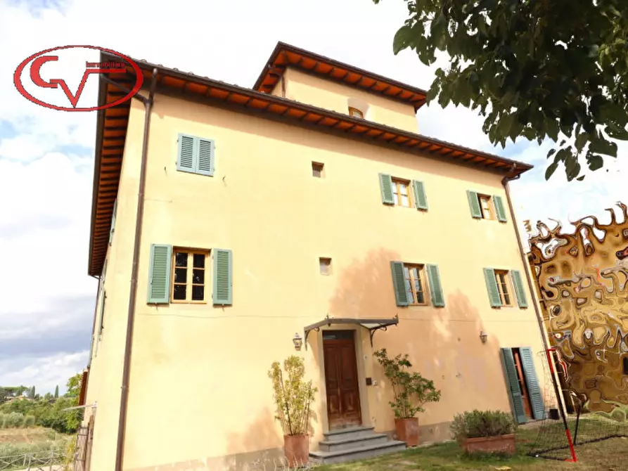 Immagine 1 di Villa in vendita  in via di caposelvi a Montevarchi
