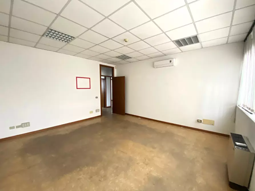 Immagine 1 di Ufficio in affitto  in via roma a Limena
