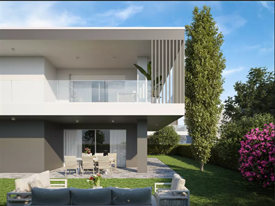 Immagine 2 di Villa in vendita  in via risorgimento a Selvazzano Dentro