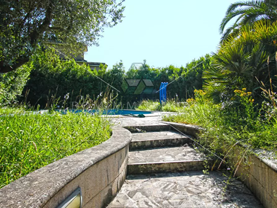 Immagine 8 di Villa in vendita  in Colle San Pietro a San Cesareo