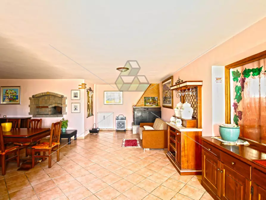 Immagine 14 di Villa in vendita  in Colle San Pietro a San Cesareo