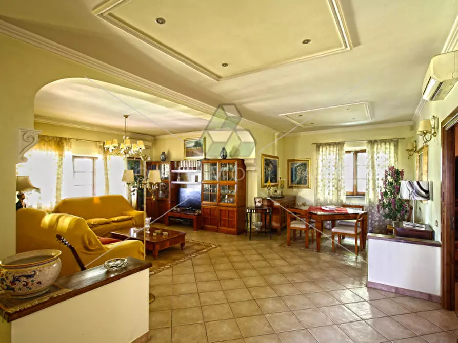 Immagine 21 di Villa in vendita  in Colle San Pietro a San Cesareo