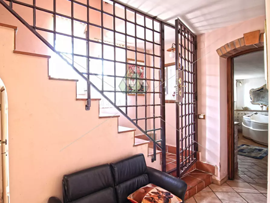 Immagine 27 di Villa in vendita  in Colle San Pietro a San Cesareo