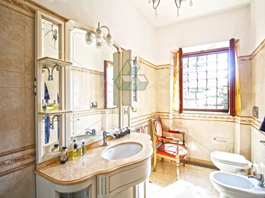 Immagine 30 di Villa in vendita  in Colle San Pietro a San Cesareo