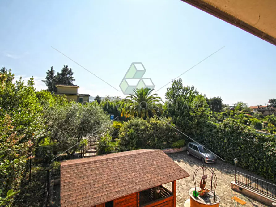 Immagine 40 di Villa in vendita  in Colle San Pietro a San Cesareo