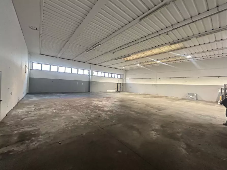 Immagine 2 di Capannone industriale in affitto  in Via Del Lavoro a Mestrino