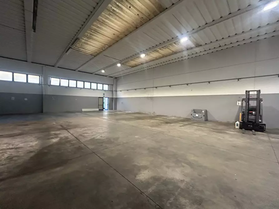 Immagine 7 di Capannone industriale in affitto  in Via Del Lavoro a Mestrino