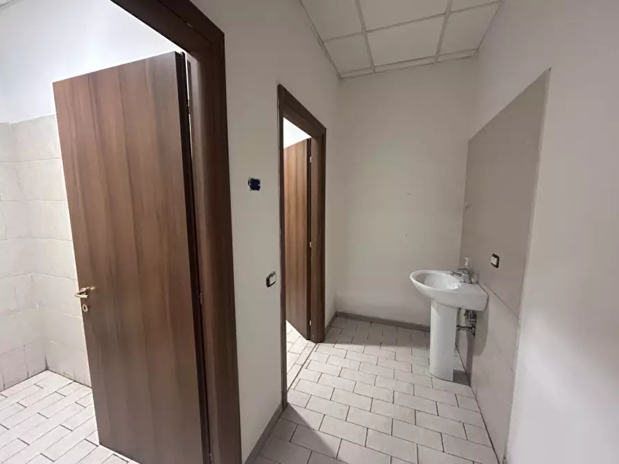 Immagine 12 di Capannone industriale in affitto  in Via Del Lavoro a Mestrino