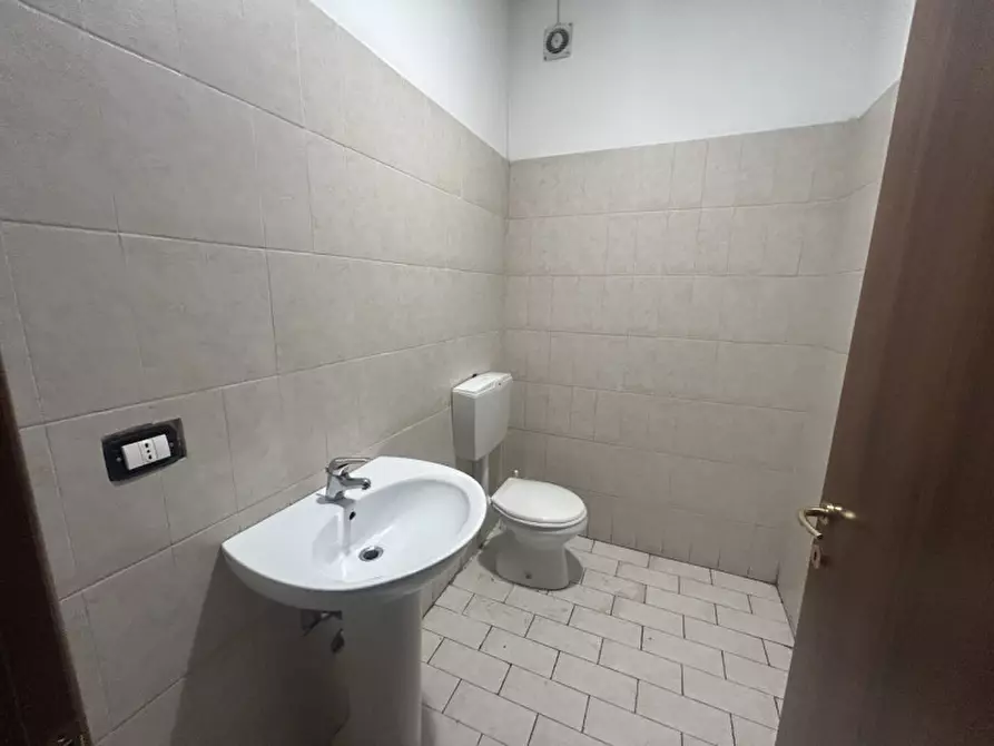 Immagine 14 di Capannone industriale in affitto  in Via Del Lavoro a Mestrino