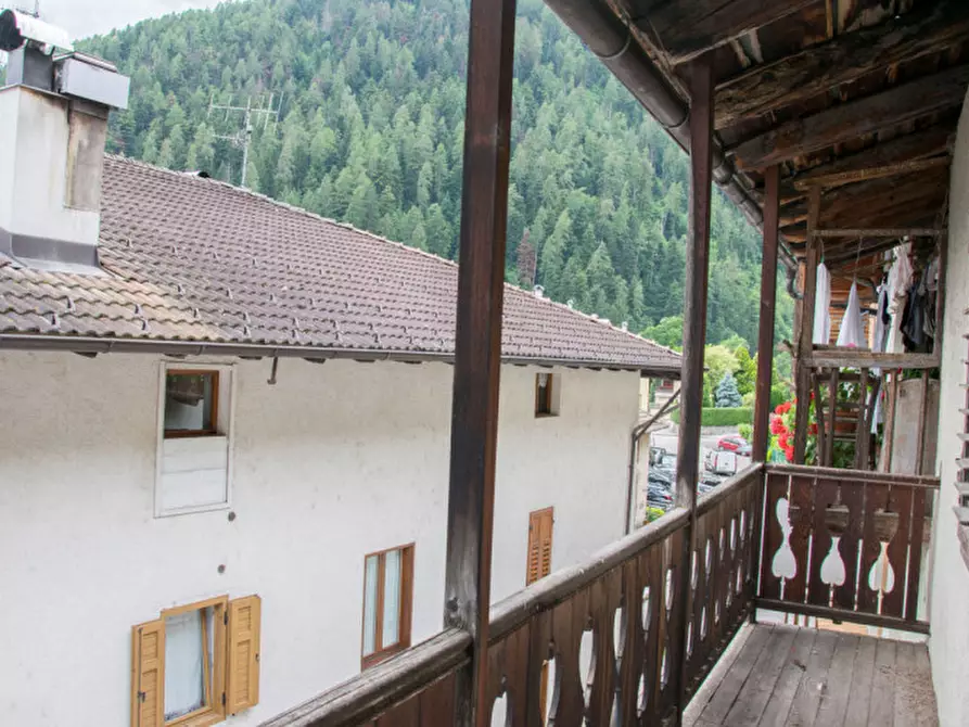 Immagine 2 di Appartamento in vendita  in Frazione Magras a Malè