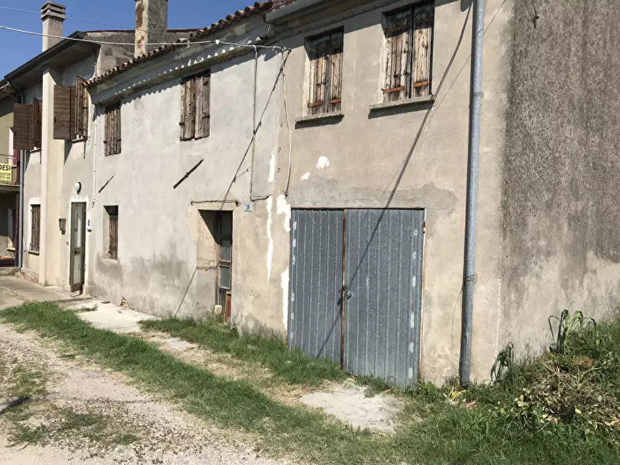 Immagine 2 di Villetta a schiera in vendita  in VIA CONDOTTO a Lozzo Atestino