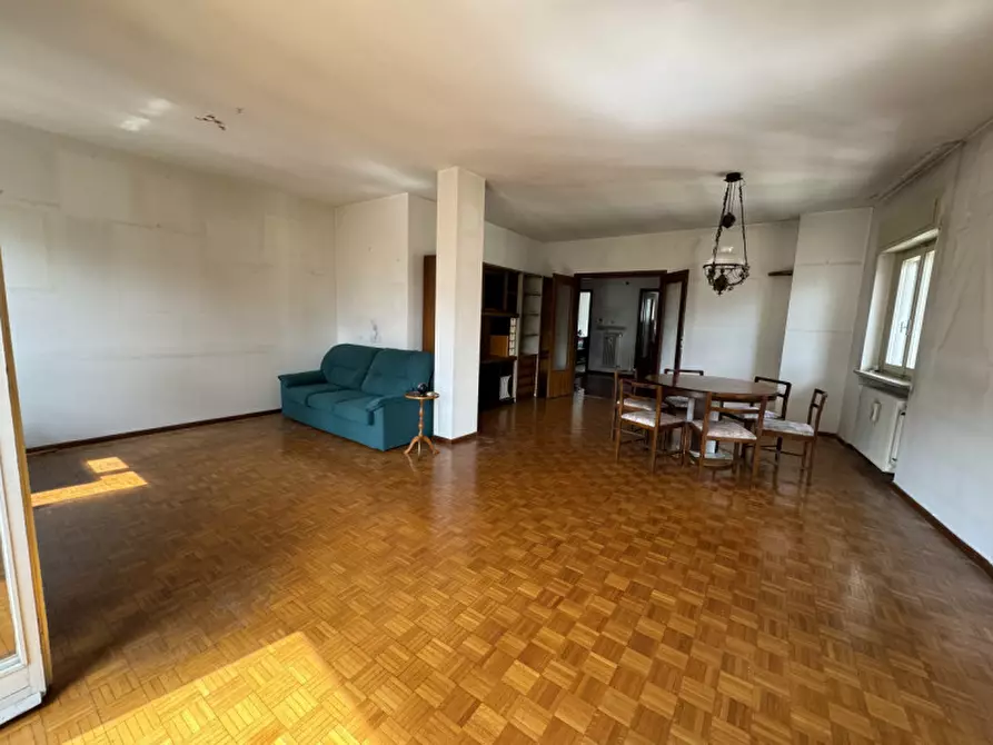 Immagine 1 di Appartamento in vendita  in via zara a Trento
