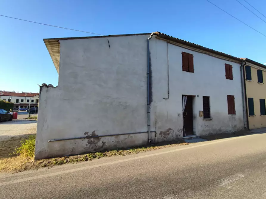 Immagine 1 di Casa bifamiliare in vendita  in Via Campana a Montagnana