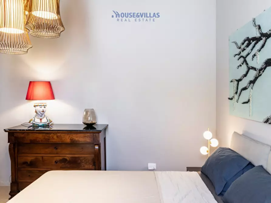 Immagine 11 di Casa indipendente in vendita  in via bozzari a Noto