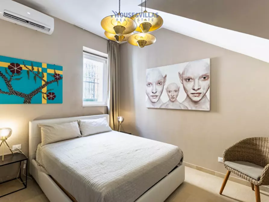 Immagine 15 di Casa indipendente in vendita  in via bozzari a Noto