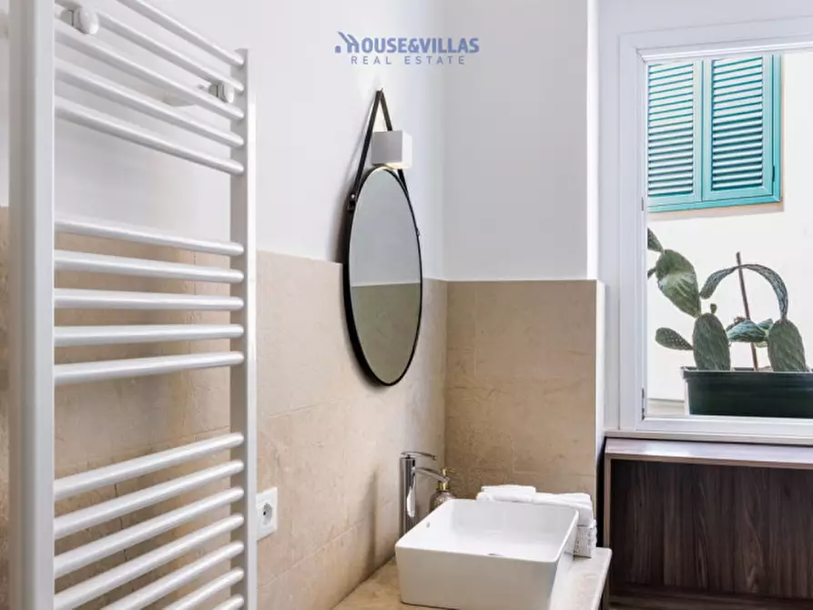 Immagine 18 di Casa indipendente in vendita  in via bozzari a Noto