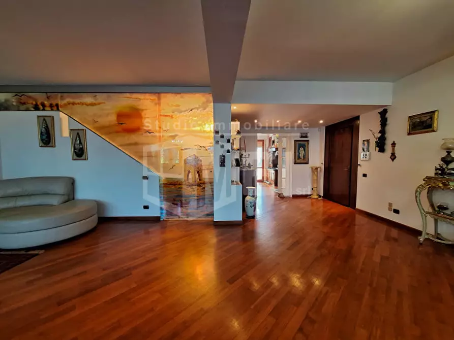 Immagine 3 di Villetta a schiera in vendita  in Via del Pino a Livorno