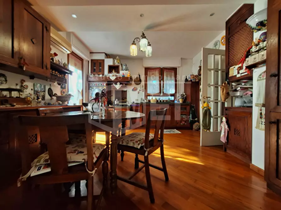 Immagine 4 di Villetta a schiera in vendita  in Via del Pino a Livorno