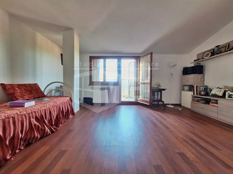 Immagine 8 di Villetta a schiera in vendita  in Via del Pino a Livorno