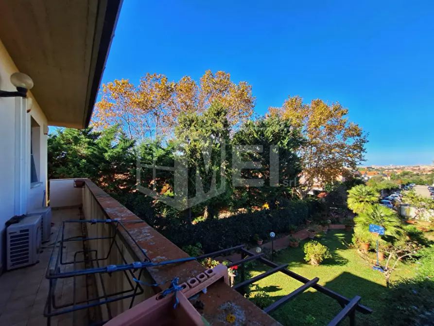 Immagine 27 di Villetta a schiera in vendita  in Via del Pino a Livorno